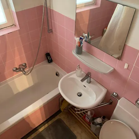 アパート Modernes Mit Balkon - Ruhige Lage Nahe Und Innenstadt