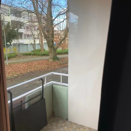 Modernes Mit Balkon - Ruhige Lage Nahe Und Innenstadt * Констанц